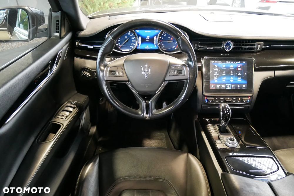 Maserati Quattroporte S - 16