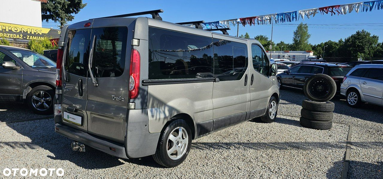 Renault Trafic - 9