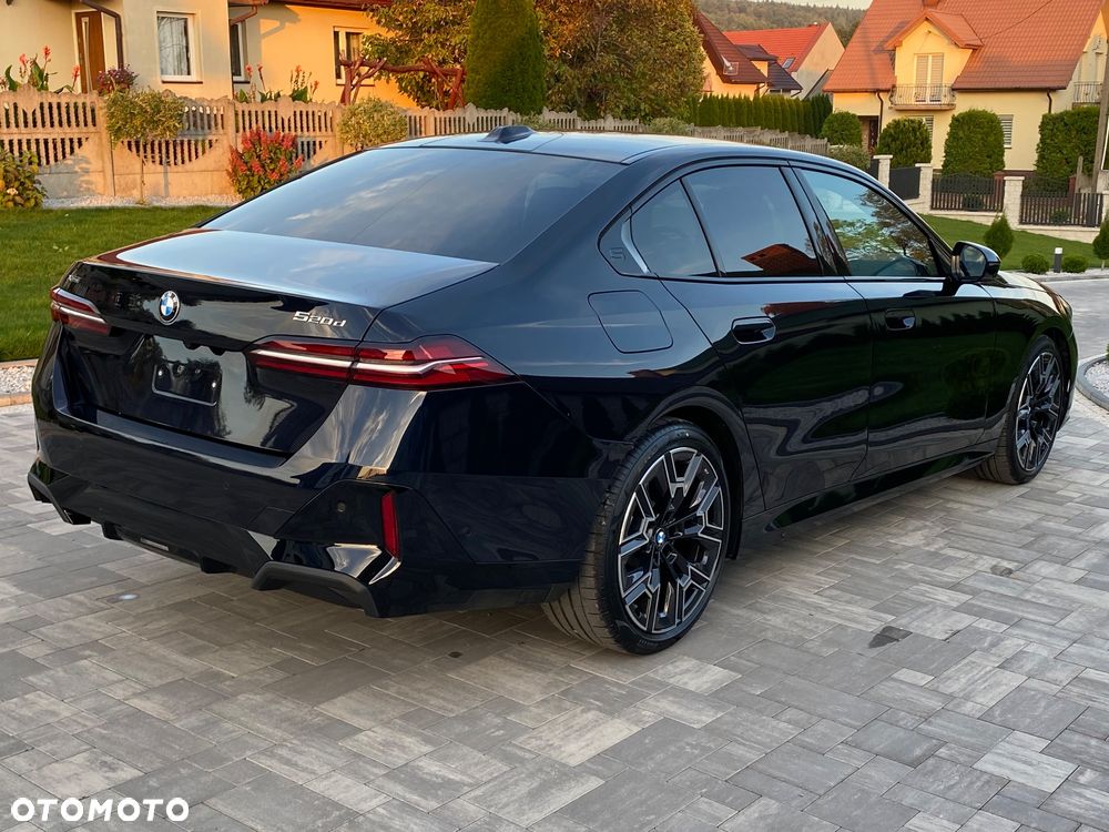 BMW Seria 5 520d xDrive - 16