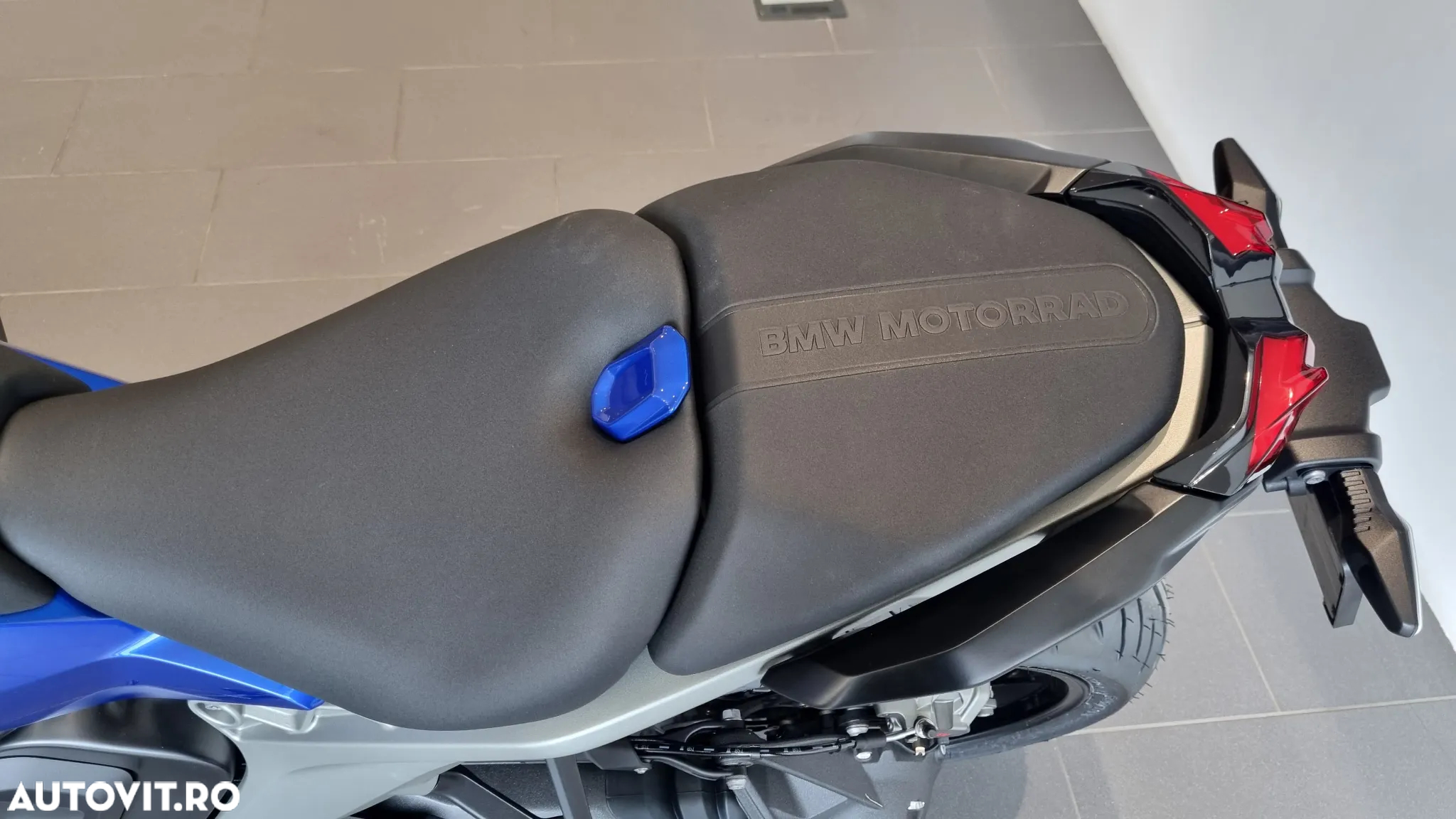 BMW R1250R - 12