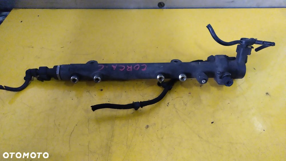 46817523  LISTWA WTRYSKOWA  Opel Corsa  C - 3