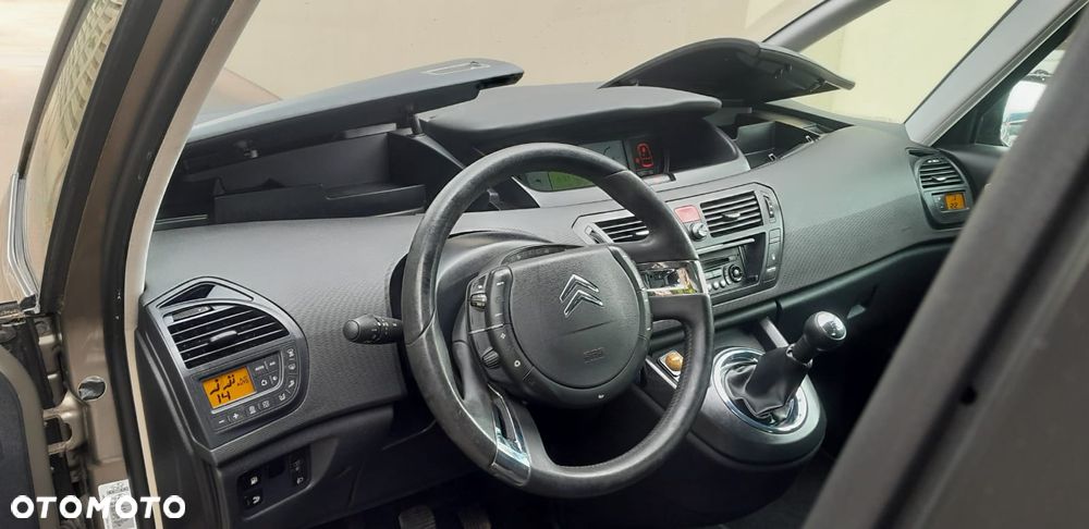 Citroën C4 Grand Picasso - 21