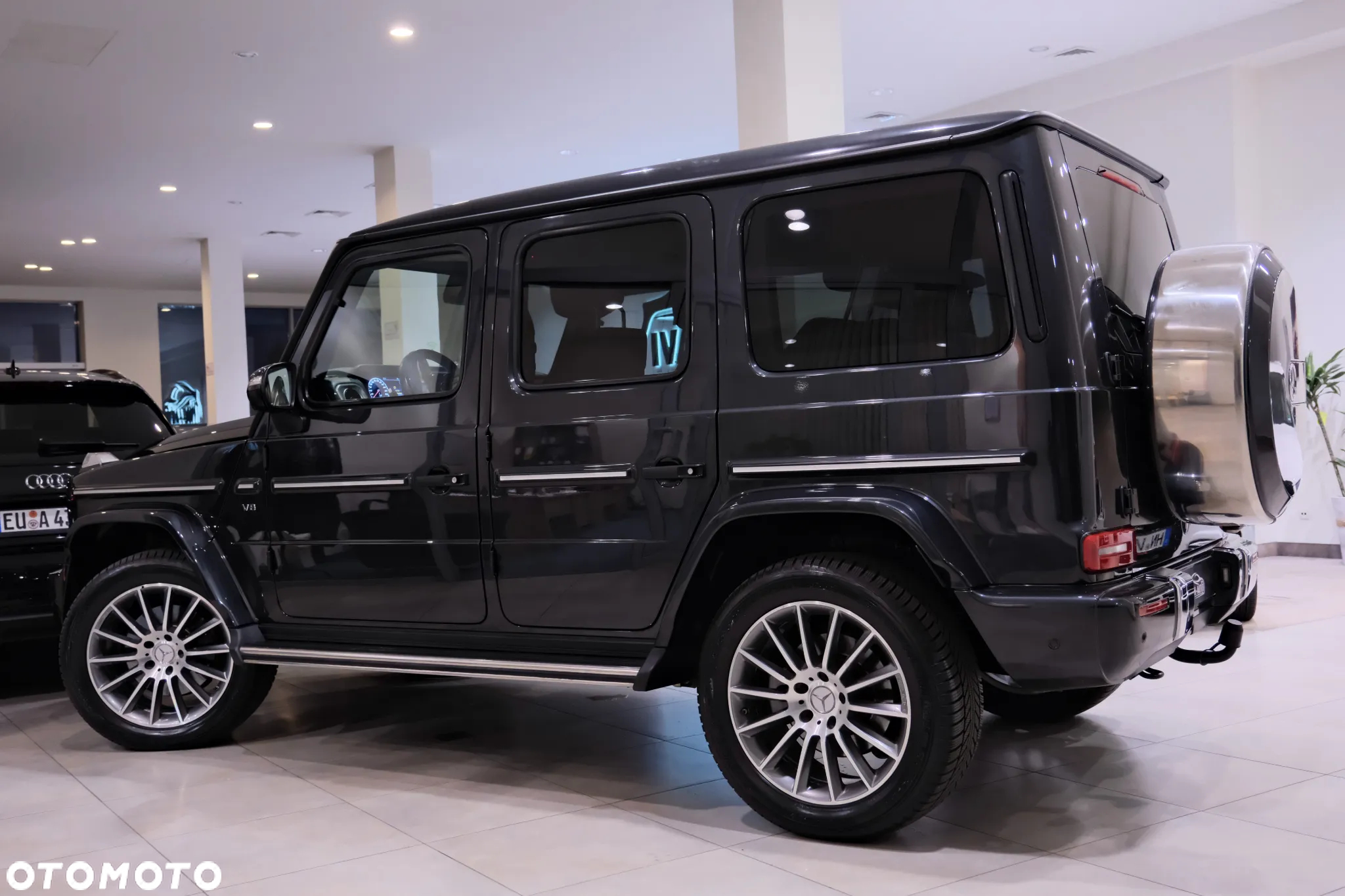 Mercedes-Benz Klasa G 500 9G-TRONIC Exclusive - 13