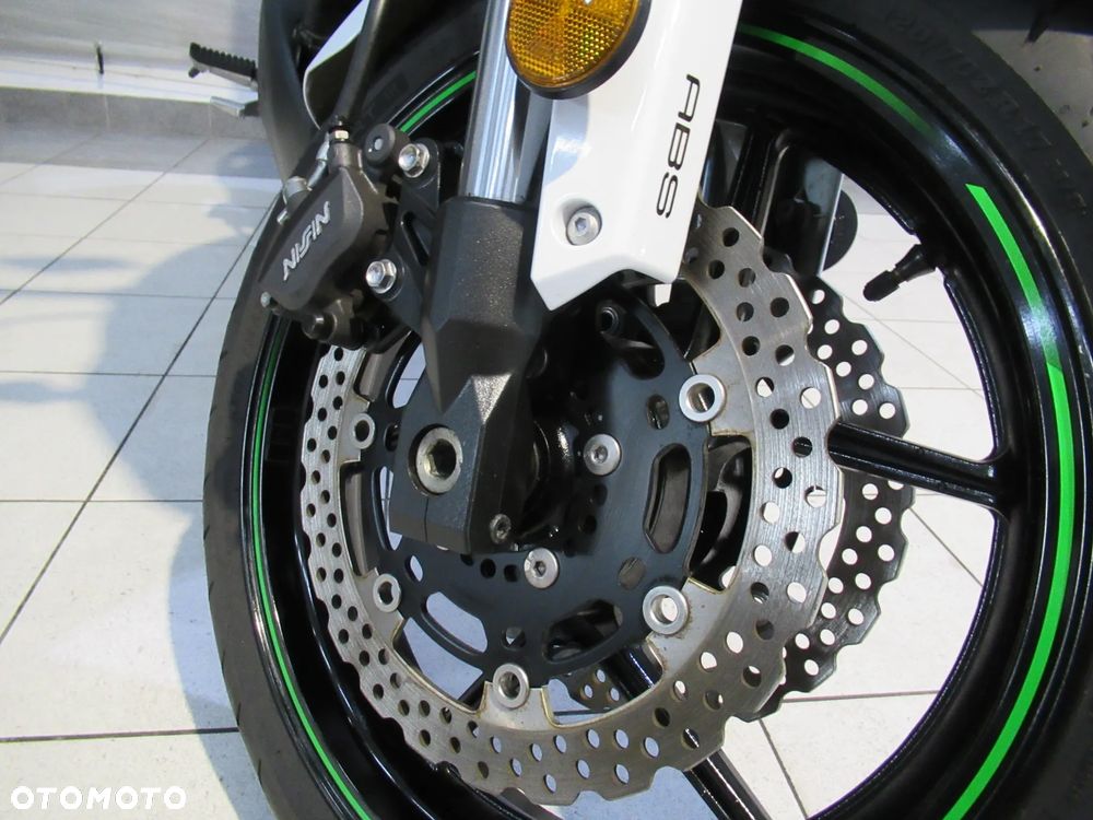 Kawasaki Versys 650 - 16