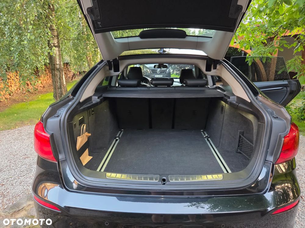 BMW Seria 3 320d Luxury Line - 10