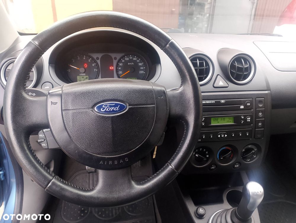 Ford Fiesta 1.4 Trend - 18