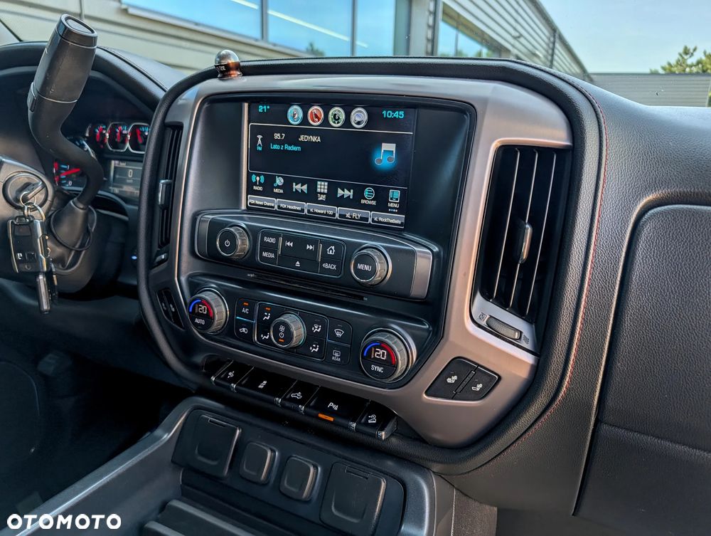 GMC Sierra - 19