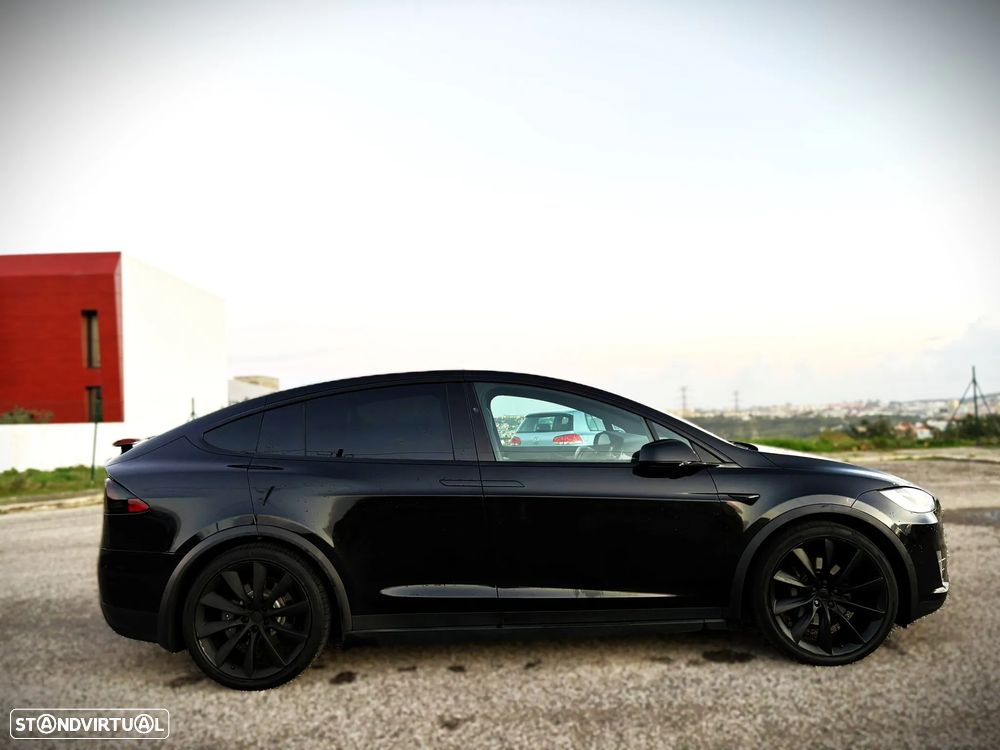 Tesla Model X 100D - 6