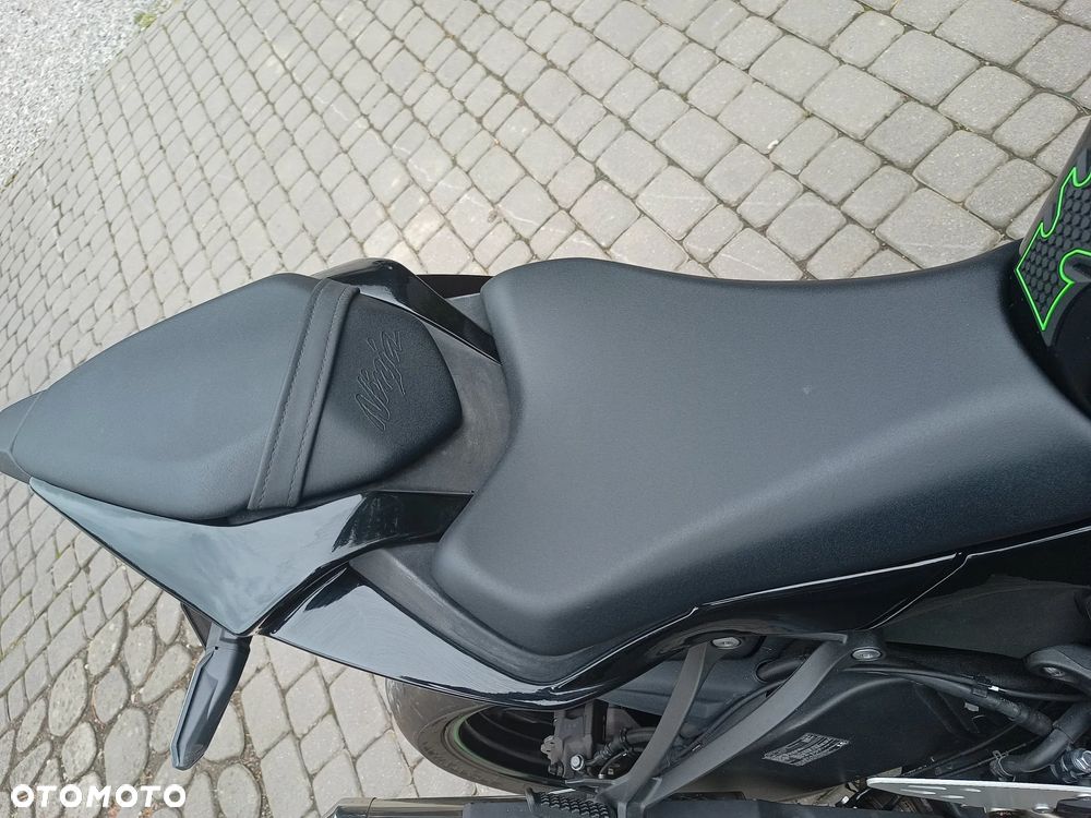 Kawasaki ZX - 21