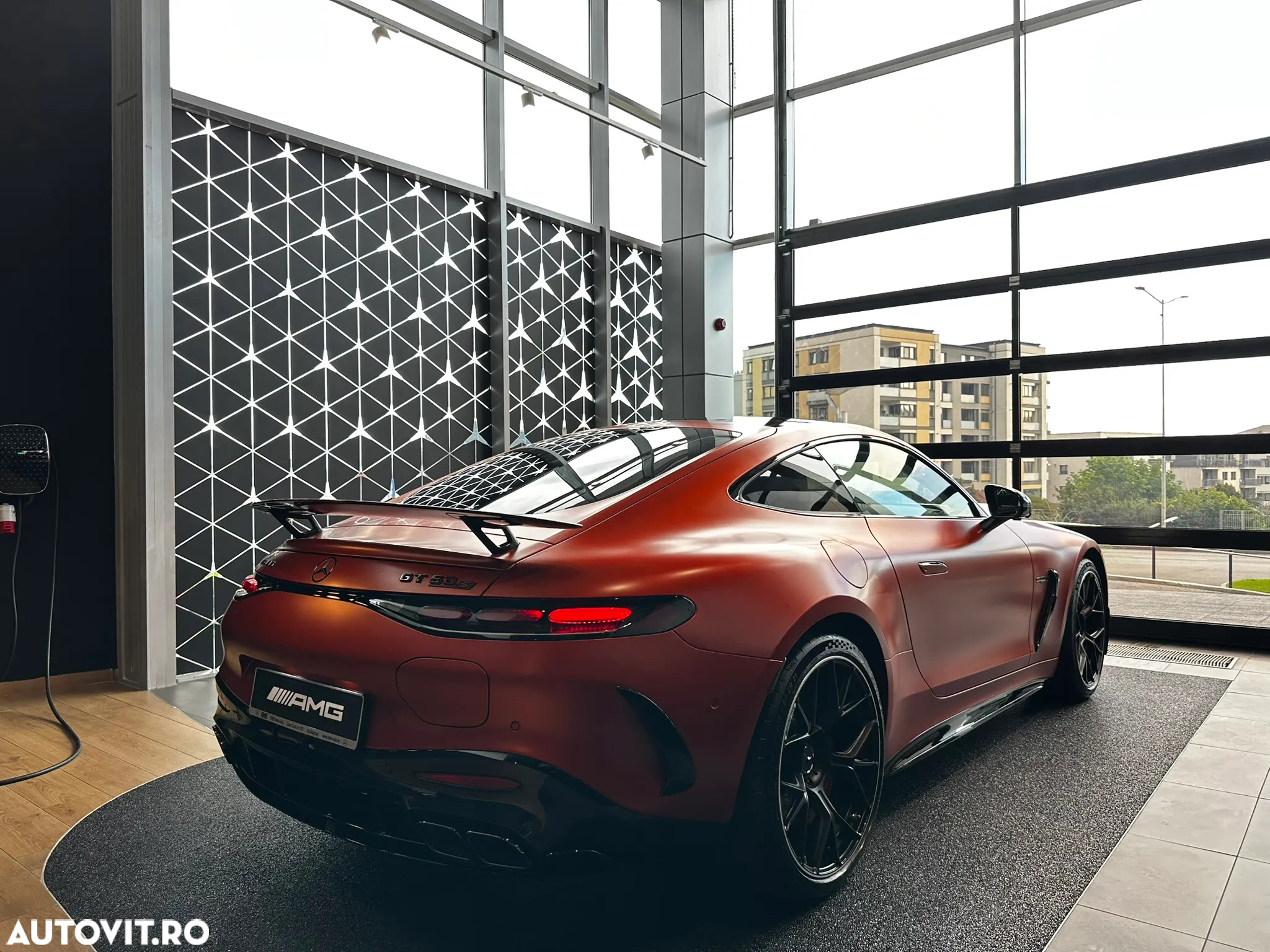 Mercedes-Benz AMG - 4