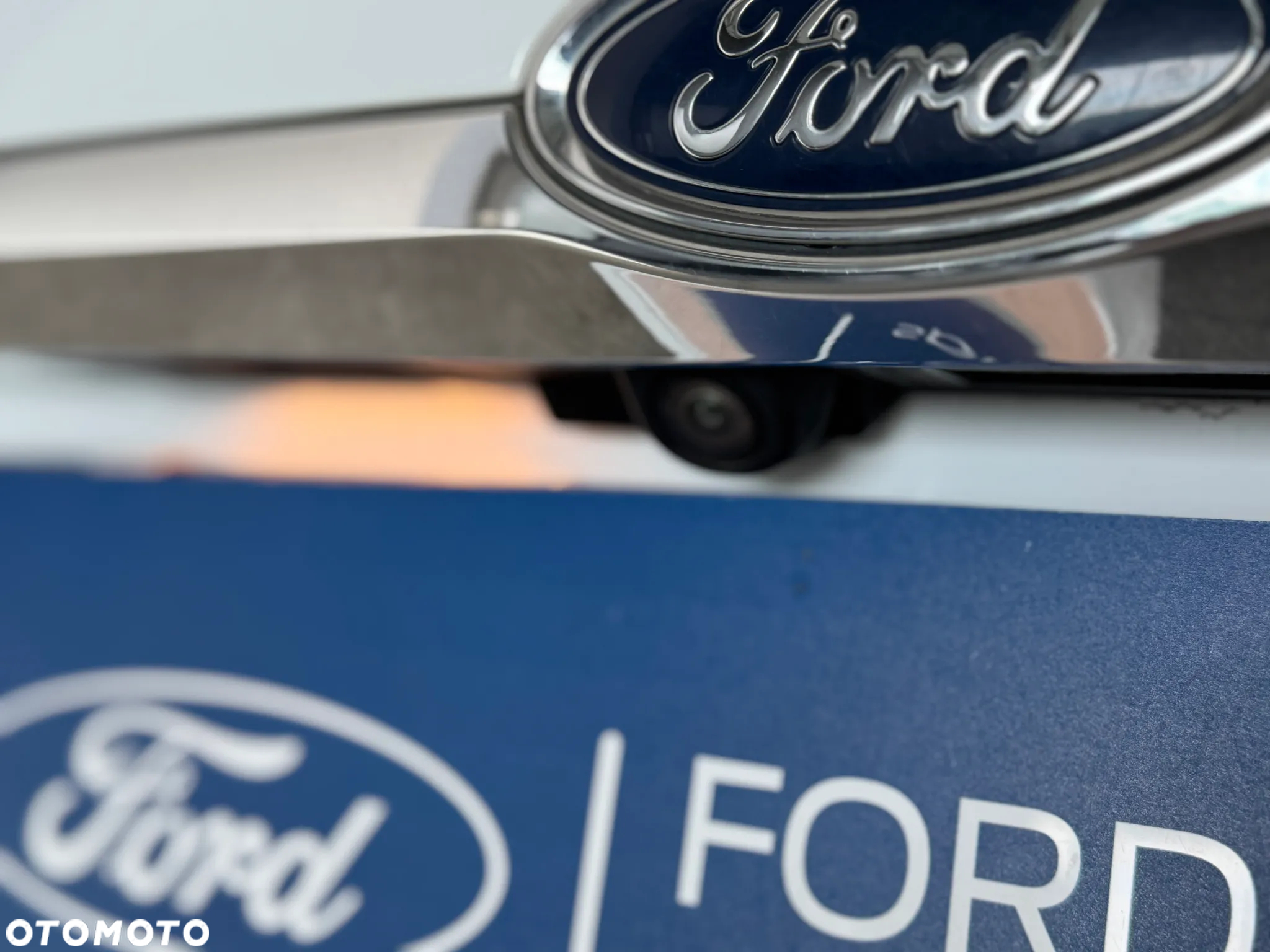 Ford Mondeo 2.0 EcoBlue Titanium - 18