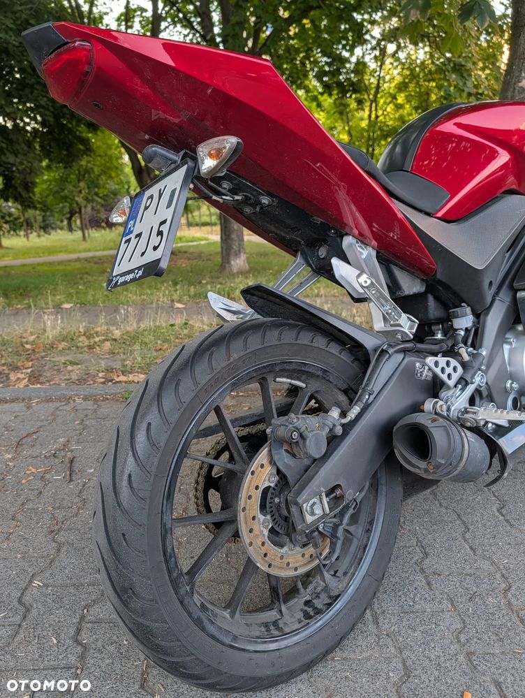 Yamaha YZF - 9