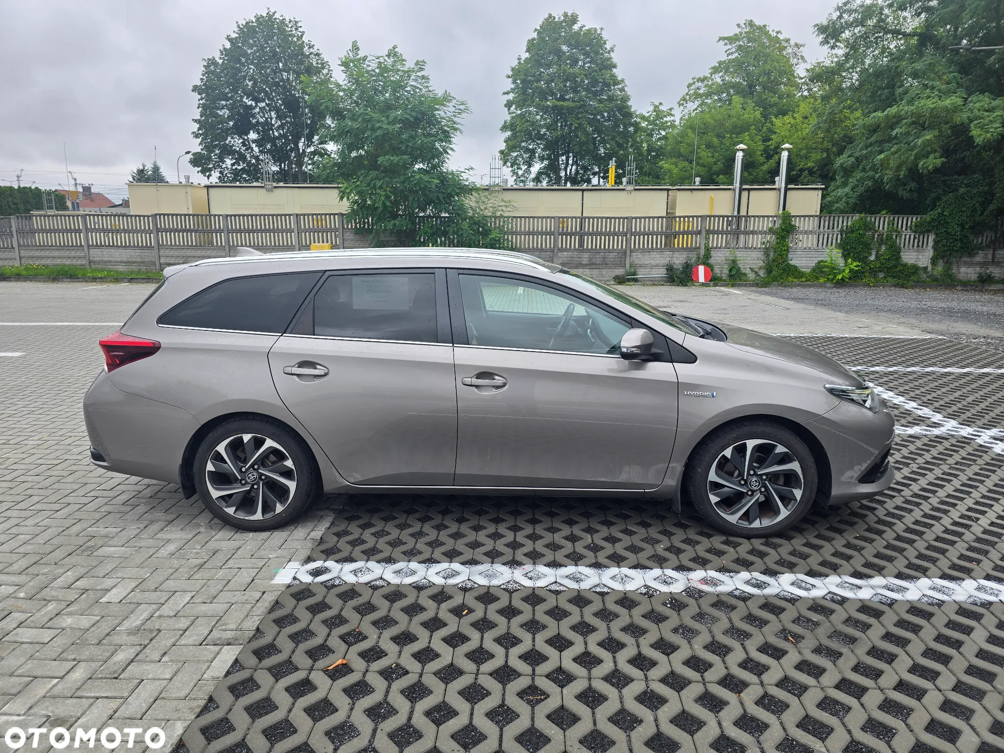 Toyota Auris - 15