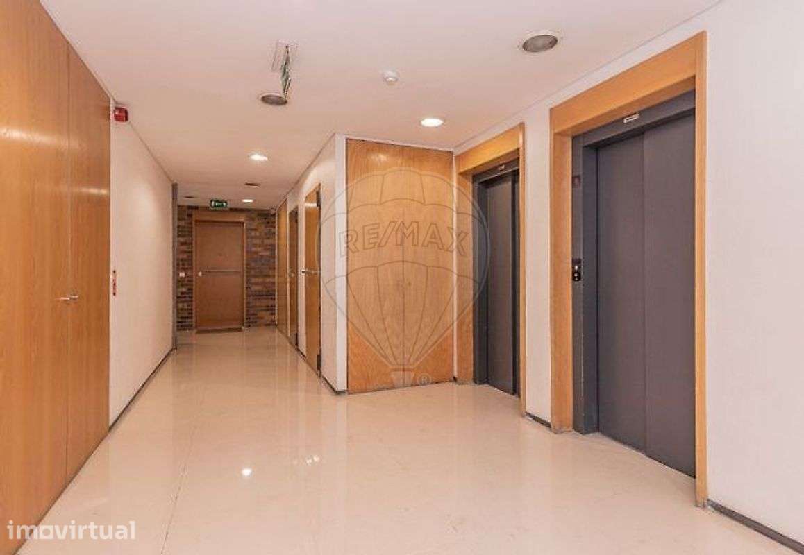 Apartamento T2 para arrendamento - Grande imagem: 4/23