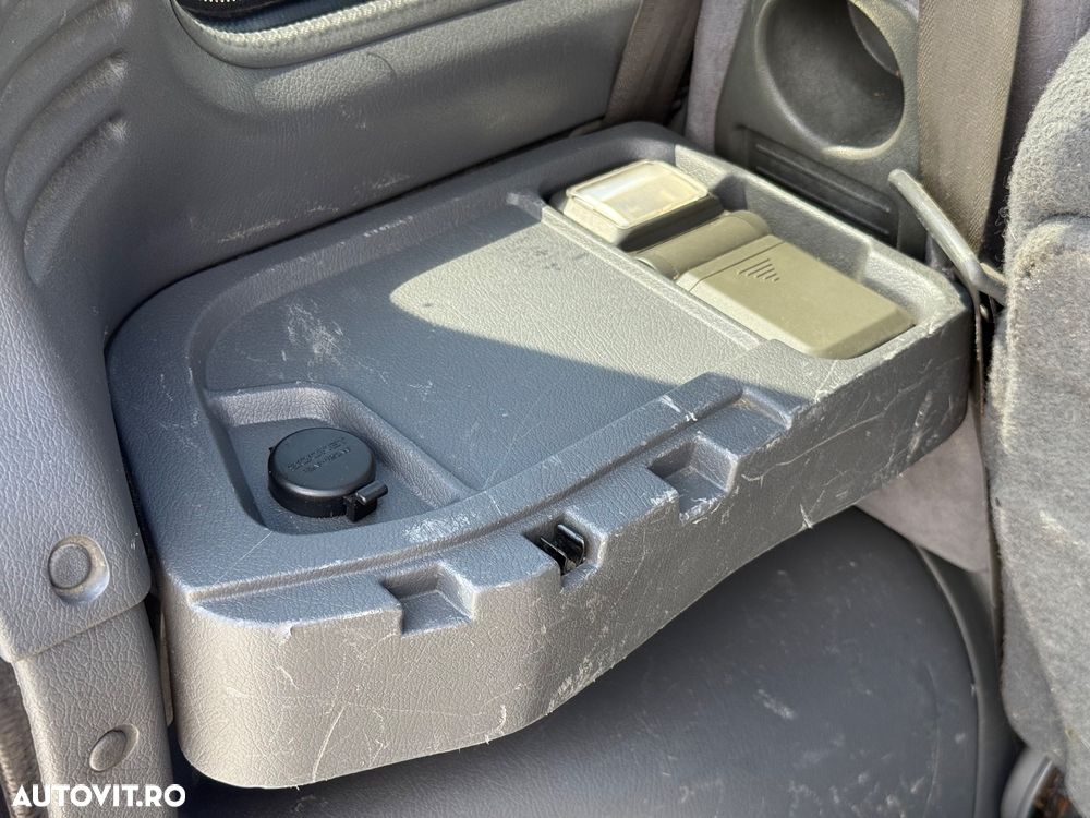 Mitsubishi Pajero Metal Top 2.5 TD GL - 19