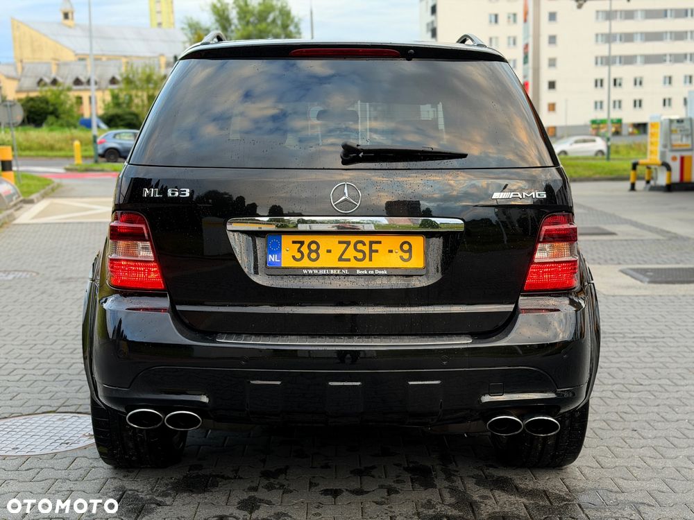 Mercedes-Benz ML 63 AMG 4Matic 7G-TRONIC - 9