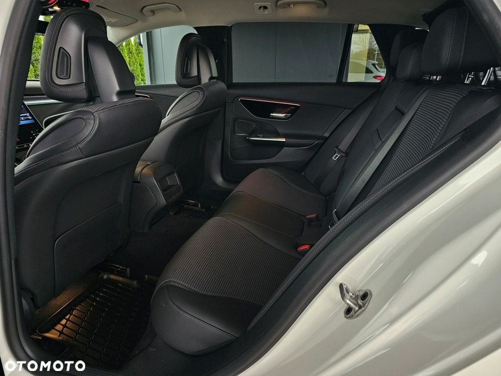 Mercedes-Benz Klasa C - 30