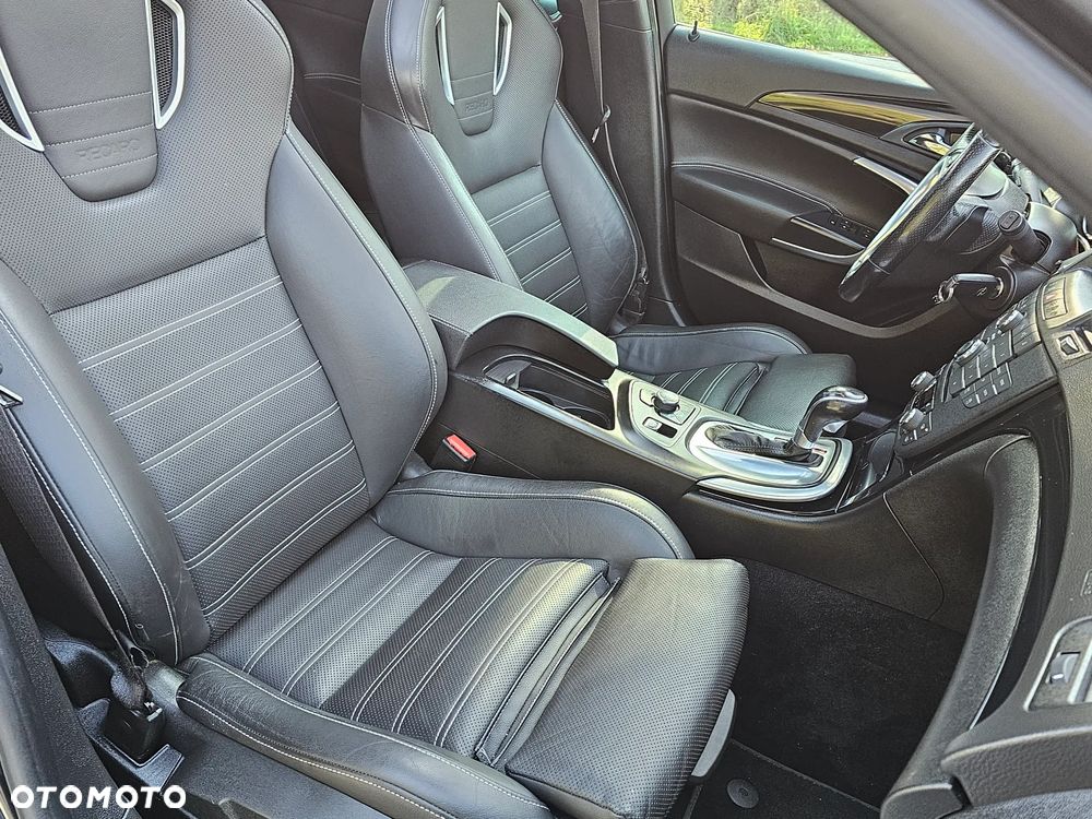 Opel Insignia - 16