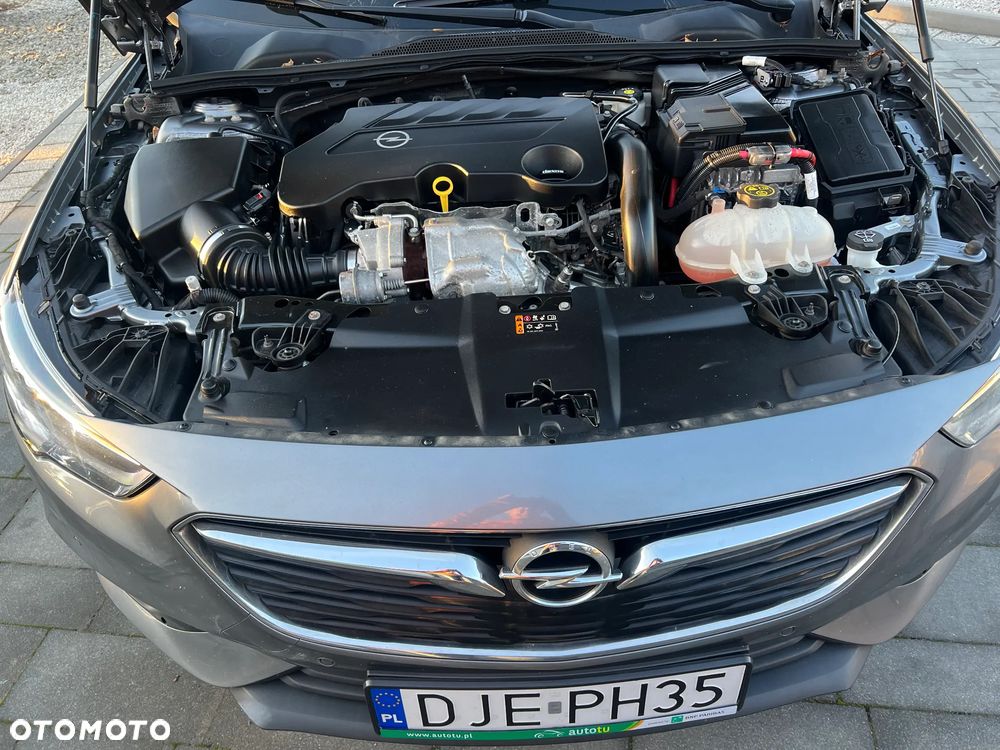 Opel Insignia Sports Tourer 2.0 BiTurbo Diesel 4x4 Exclusive - 10