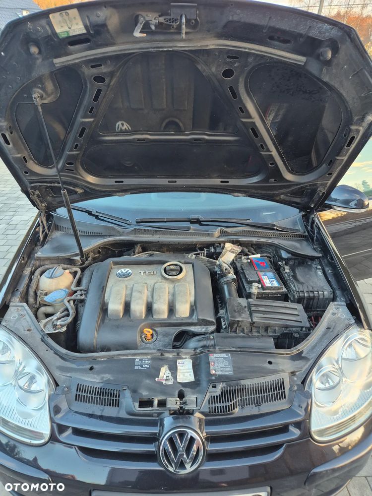 Volkswagen Golf 1.9 TDI Sportline - 6
