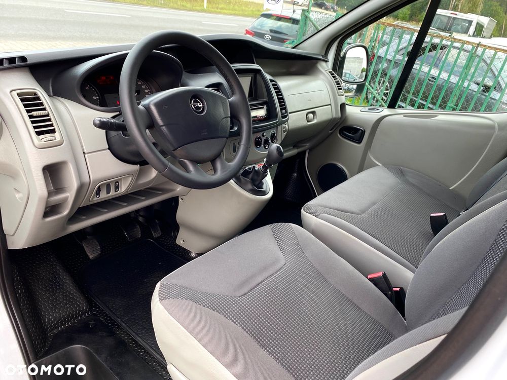Opel Vivaro - 6