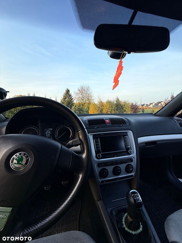 Skoda Octavia - 14