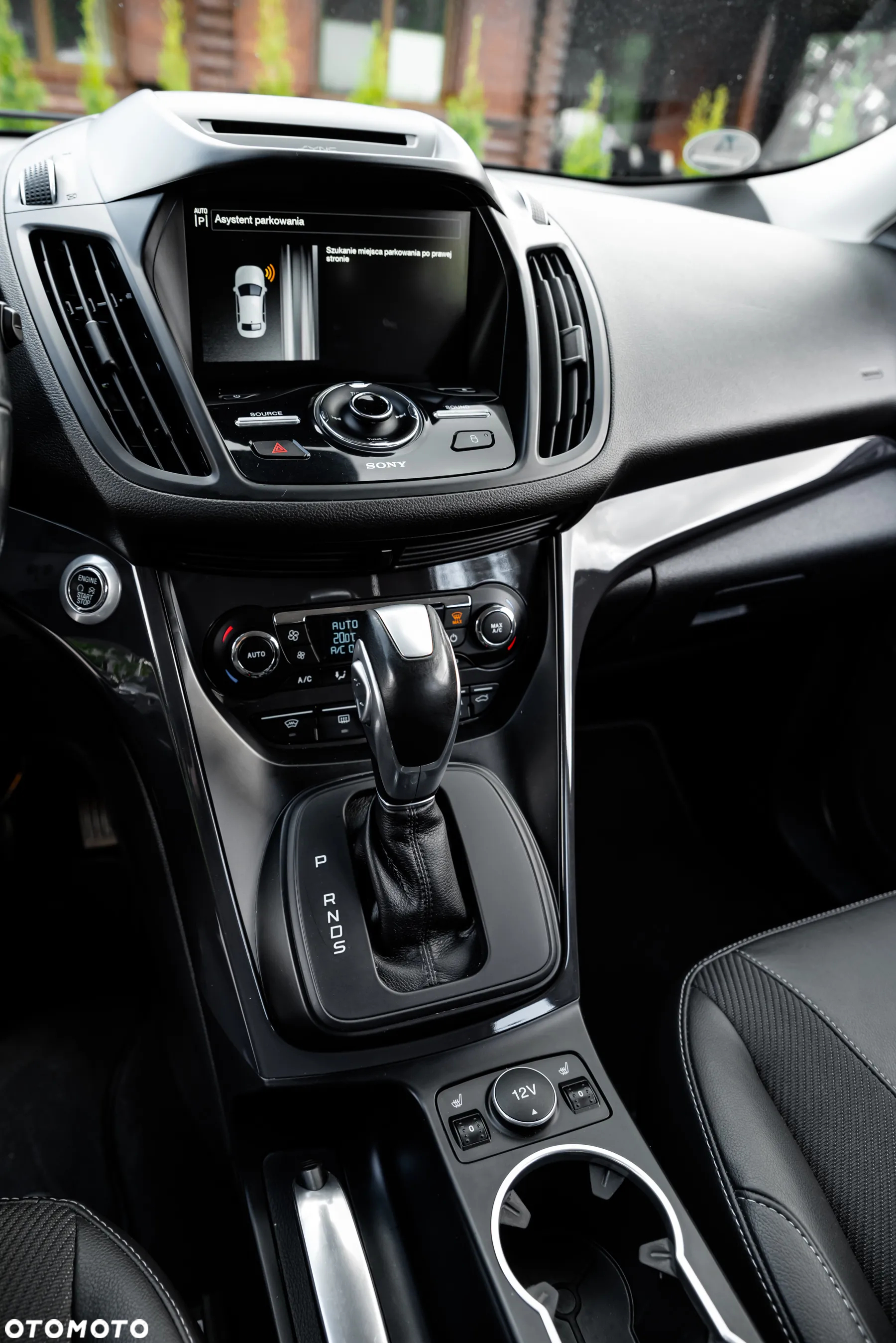 Ford Kuga - 40