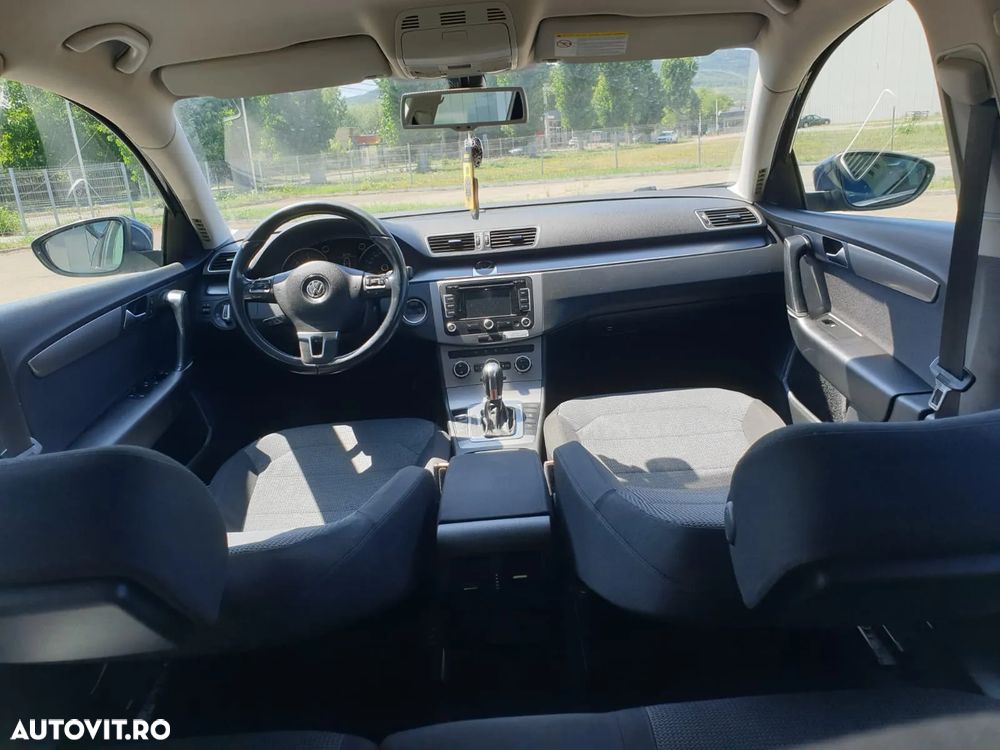 Volkswagen Passat Variant 2.0 TDI DSG BlueMotion Technology Comfortline - 12