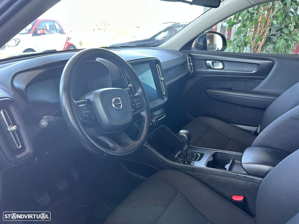 Volvo XC 40 1.5 T3 - 11