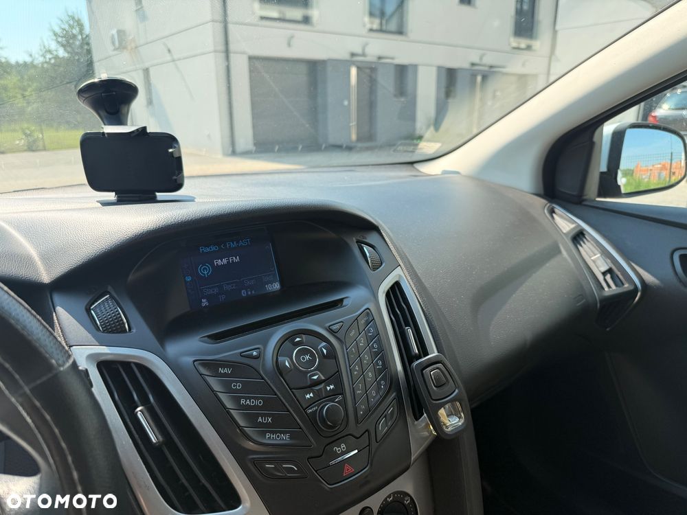 Ford Focus ver-1-6-tdci-edition - 9