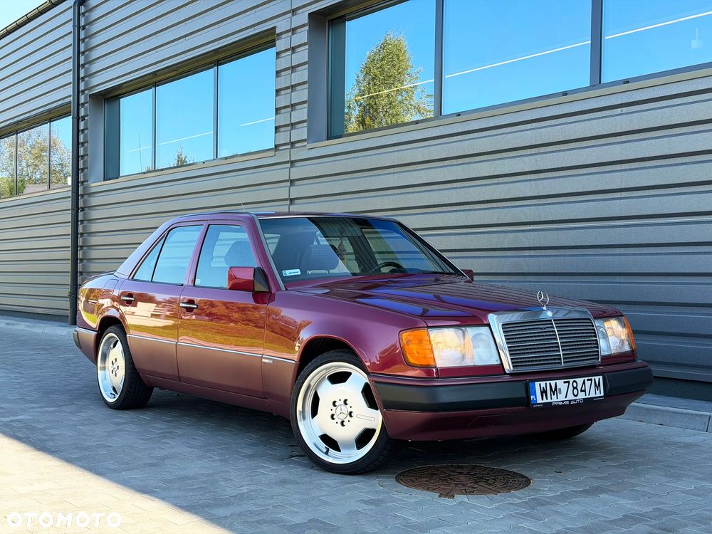 Mercedes-Benz E-Class 1991 photo 5