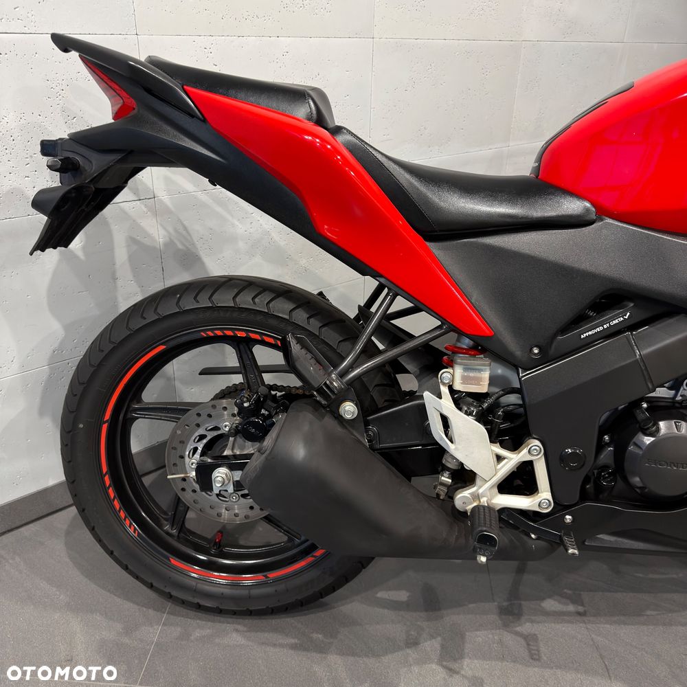 Honda CBR - 6