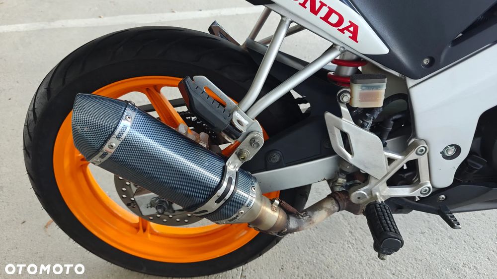 Honda CBR - 14