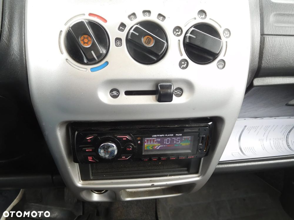 Suzuki Wagon R+ 1.3 GL - 11