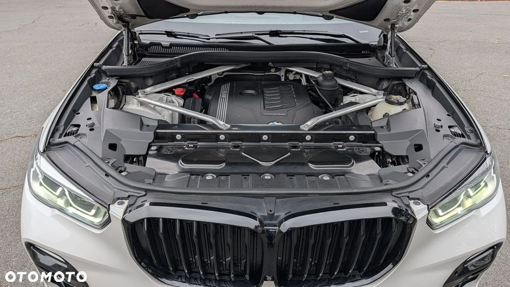 BMW X5 xDrive40i - 34