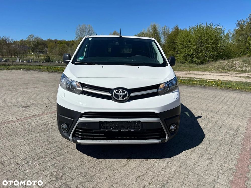 Toyota proace - 2