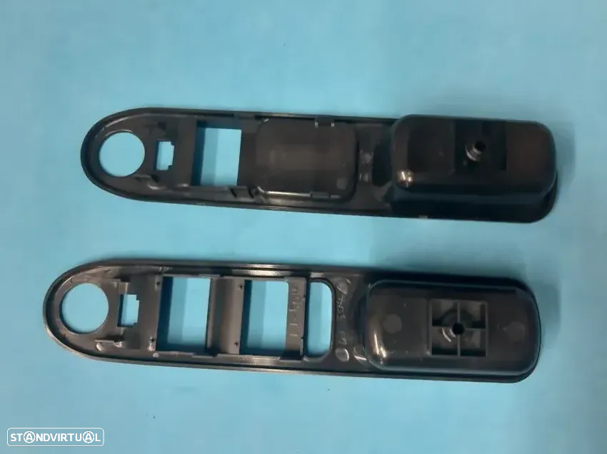 Espelho moldura botão tecla comando vidros Peugeot 207 / Citroen C3 NOVO - 2