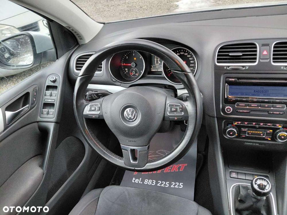 Volkswagen Golf - 18
