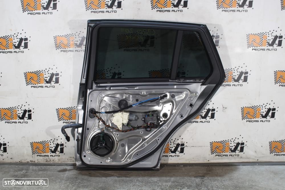 Porta Trás Direita Mercedes-Benz C-Class T-Model (S204)  A2047320410 / - 6