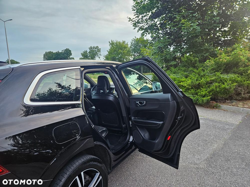 Volvo XC 60 D4 AWD Geartronic RDesign - 35