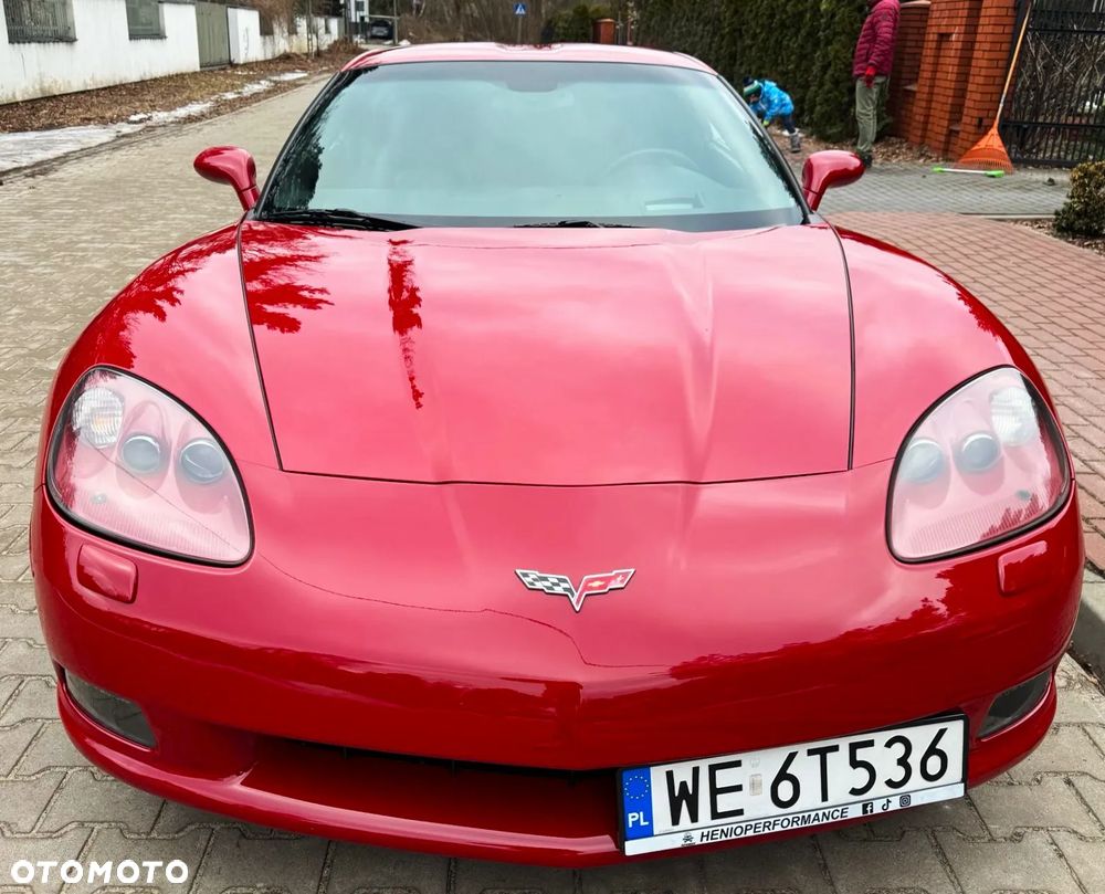Chevrolet Corvette - 14