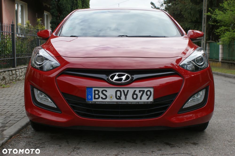 Hyundai i30 1.4 Intro Edition - 2