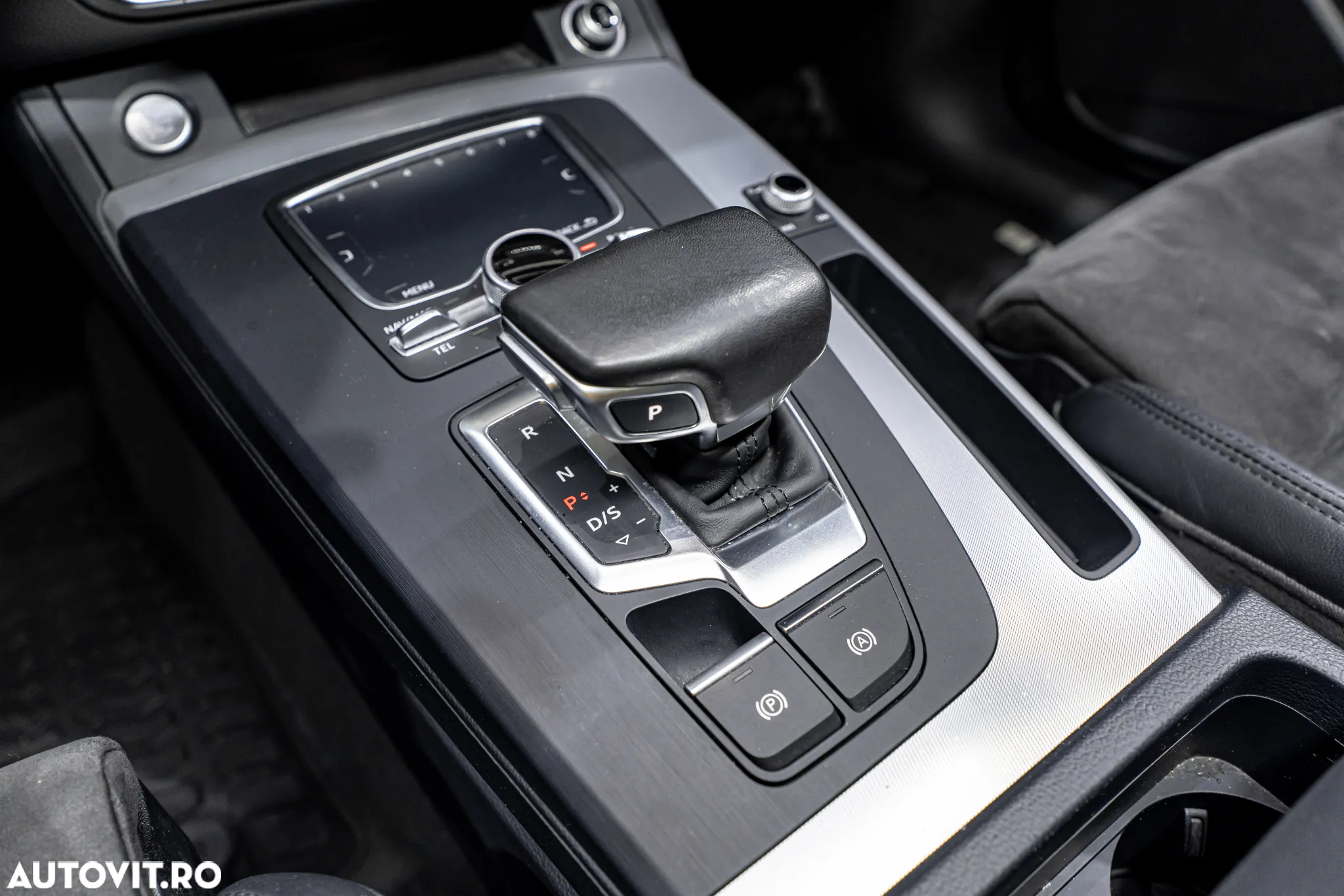 Audi Q5 2.0 40 TDI quattro S tronic Sport - 12