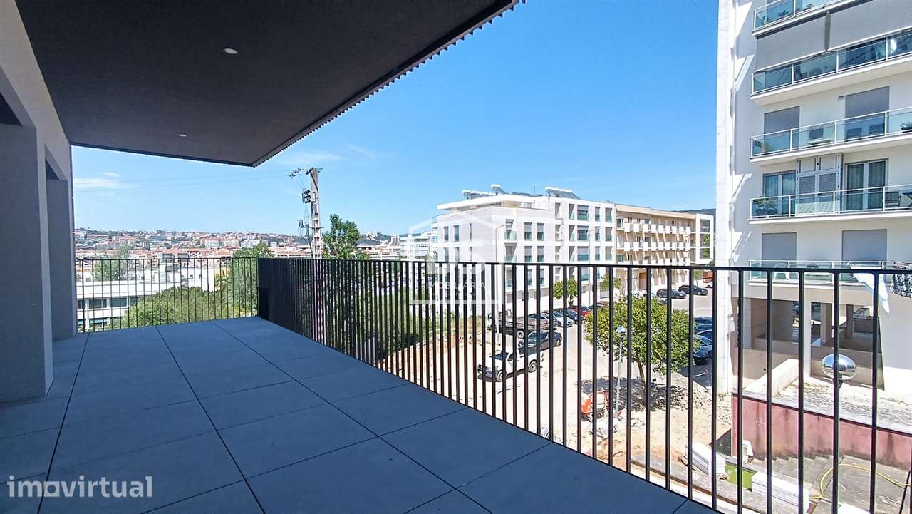 Apartamento T3 Novo com Garagem para 3 Carros – Vale das Flores, Coimb - Grande imagem: 2/13