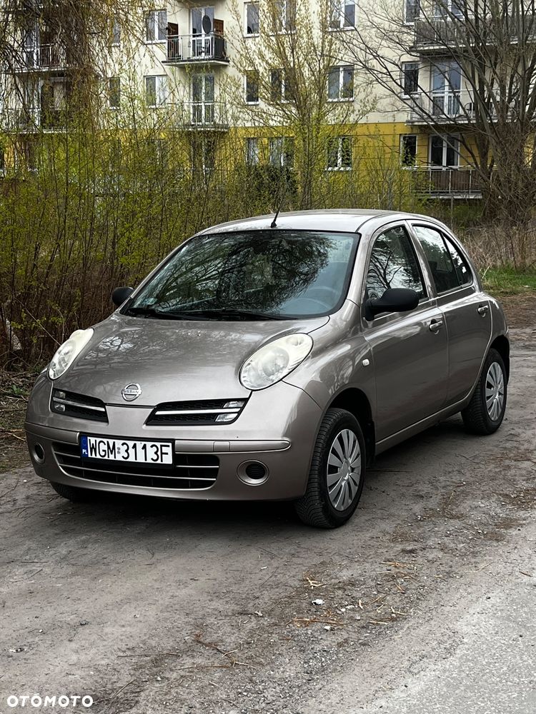 Nissan Micra - 2