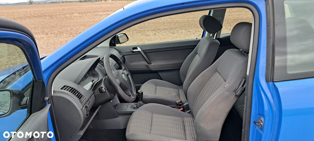 Volkswagen Polo 1.2 12V Comfortline - 11