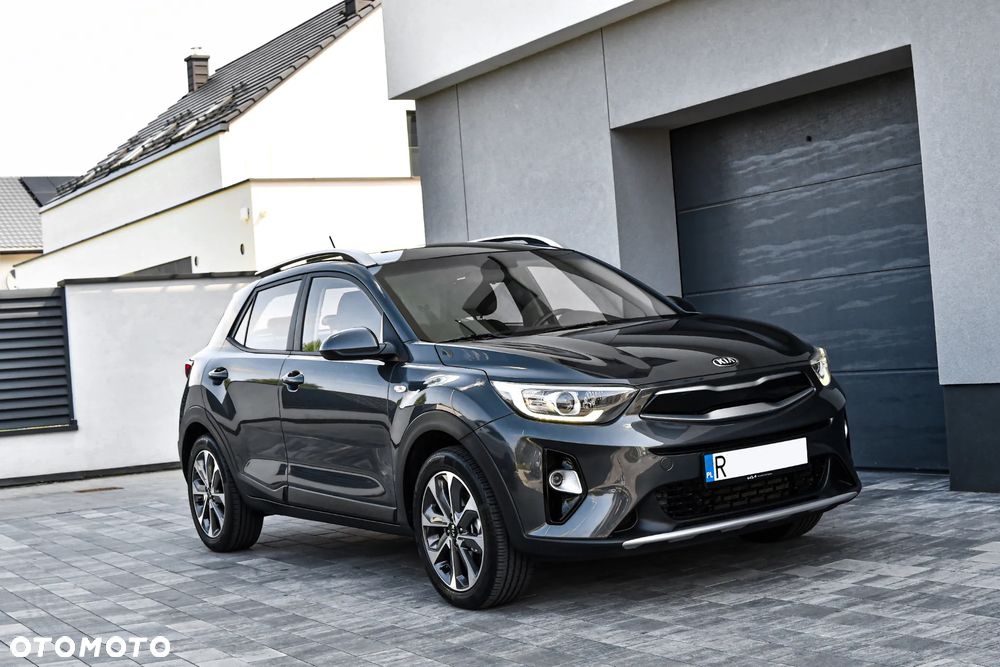 Kia Stonic 1.4 L - 6