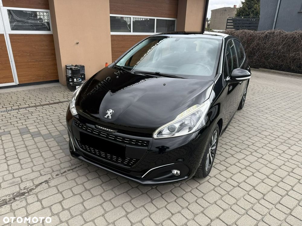 Peugeot 208 82 VTI Allure - 13
