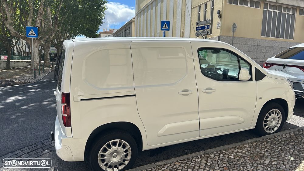 Opel Combo Van 1.5 CDTi L2H1 Enjoy AT8 - 3