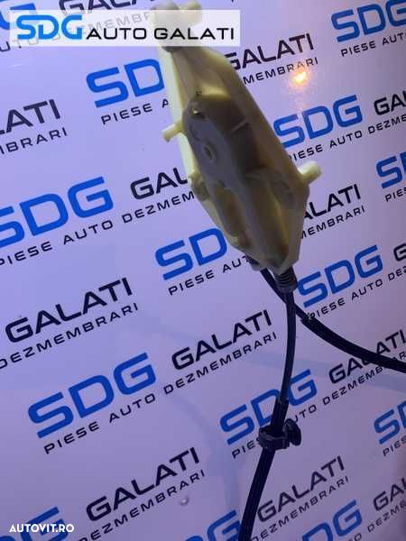 Macara Electrica Usa Portiera Dreapta Spate Renault Megane 3 2008 - 2016 Cod 827200003R 827200003 - 2